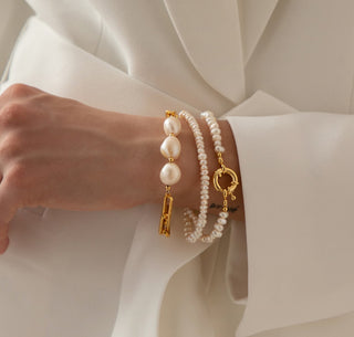 Chunky Pearl Bracelet - Gold Lunar