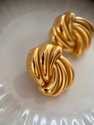 18k gold plated Chunky Crossover Studs - Gold Lunar