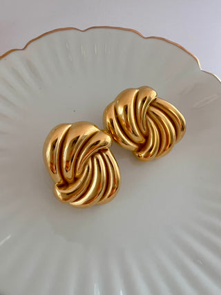 18k gold plated Chunky Crossover Studs - Gold Lunar