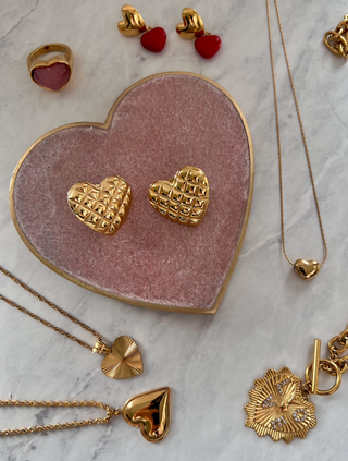 heart jewellery necklaces and earrings with quilted statement earrings and cats eye heart ring heart drop earrings all 18k gold plated jewellery modern fashionable accessories