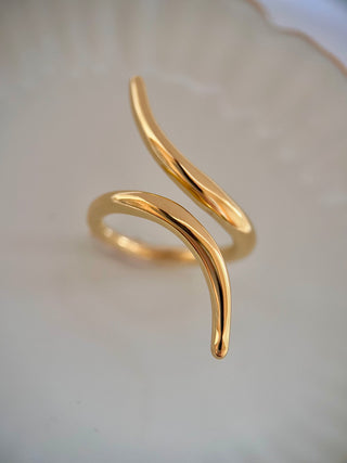 18k gold plated Sleek Ring - Gold Lunar